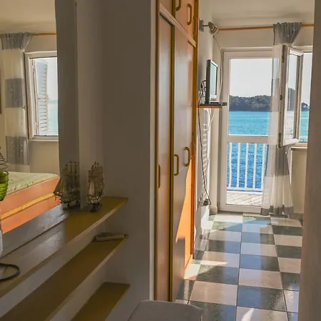 Silic Lastovo